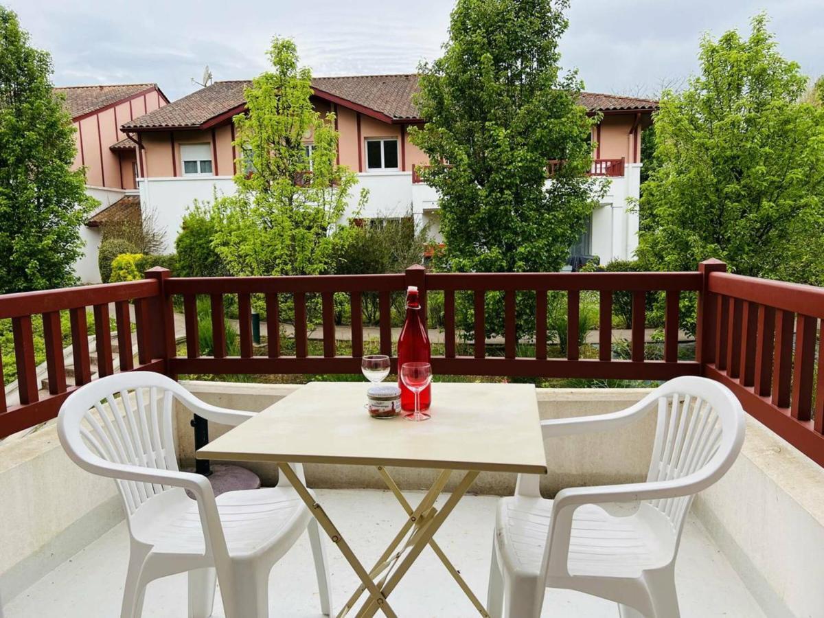 Appartement F2 A Cambo-Les-Bains Avec Piscine, Proche Thermes, Terrasse Et Parking - Fr-1-495-36 Eksteriør billede