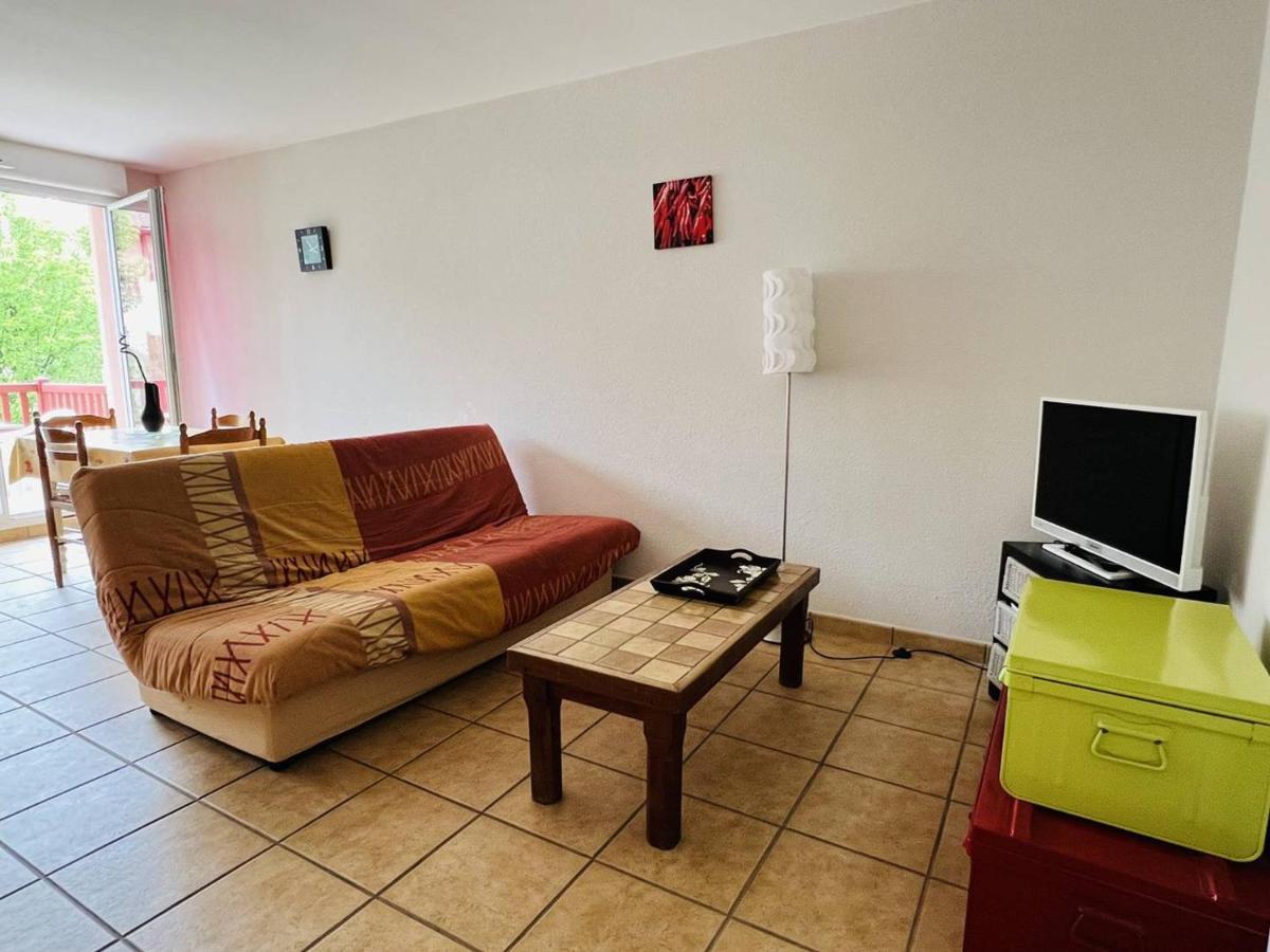 Appartement F2 A Cambo-Les-Bains Avec Piscine, Proche Thermes, Terrasse Et Parking - Fr-1-495-36 Eksteriør billede