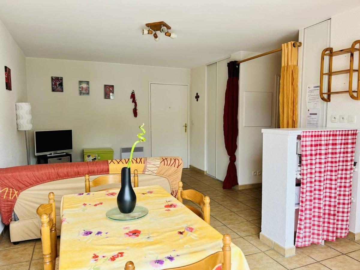 Appartement F2 A Cambo-Les-Bains Avec Piscine, Proche Thermes, Terrasse Et Parking - Fr-1-495-36 Eksteriør billede